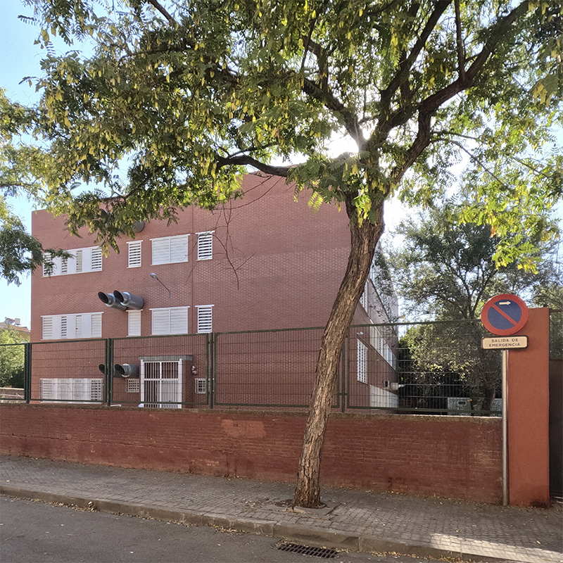 Instituto de Enseñanzas Secundaria Torreblanca CL Torregrosa 85 41016 Sevilla Control acústico 2013 Instituto de Enseñanzas Secundaria Torreblanca CL Torregrosa 85 41016 Sevilla Control acústico 2013